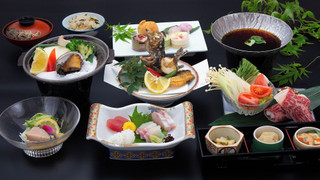 天空会席 2023リニューアル! 山側和室7.5畳 / 禁煙