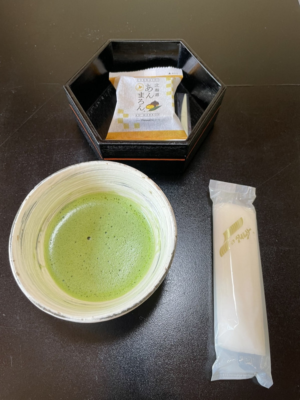 ウェルカムティーとお菓子