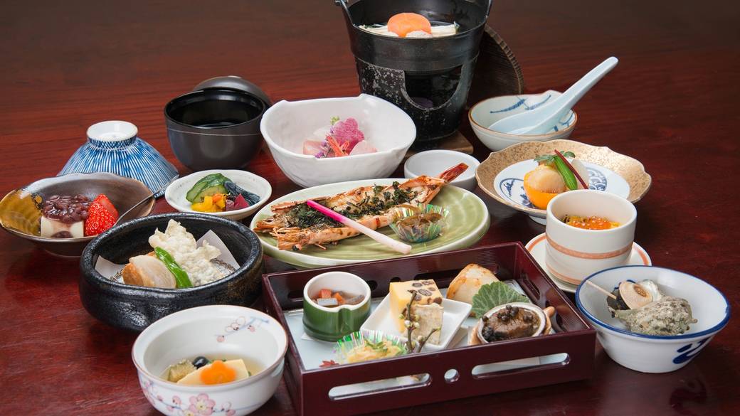 江の島の恵みを存分に
お部屋で海鮮会席 / 1