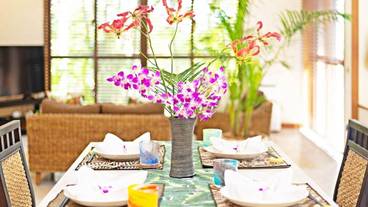 客室内のダイニングエリア / 5