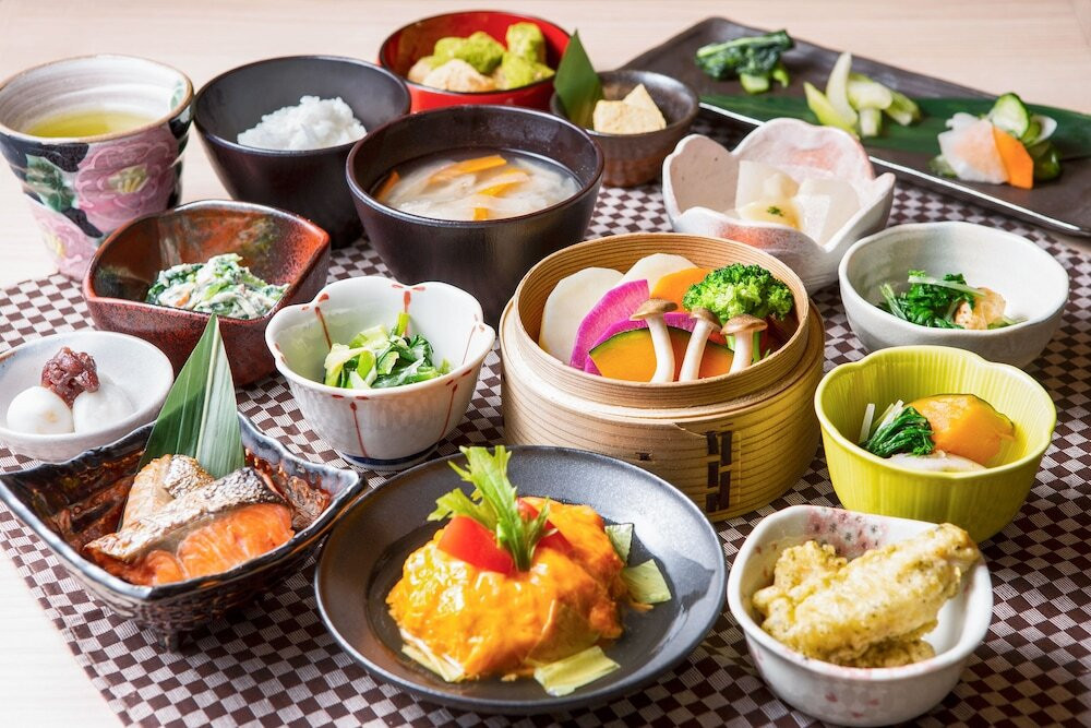 まあるい「円相」がホテルの象徴。客室にも食事にも、京都らしさがいっぱい3984490