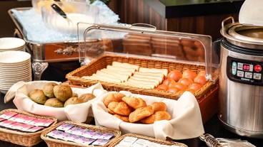 朝食スペース / 5