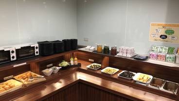 旅館のお食事処 / 6