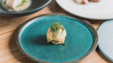 食事・飲み物 / 4