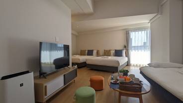 客室内のダイニングエリア / 37