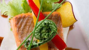 食事・飲み物 / 30