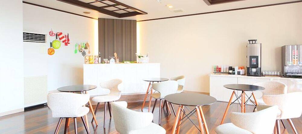 「YOTTEKO（ヨッテコ）」 / 3