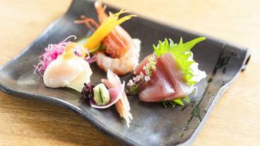 食事・飲み物 / 4