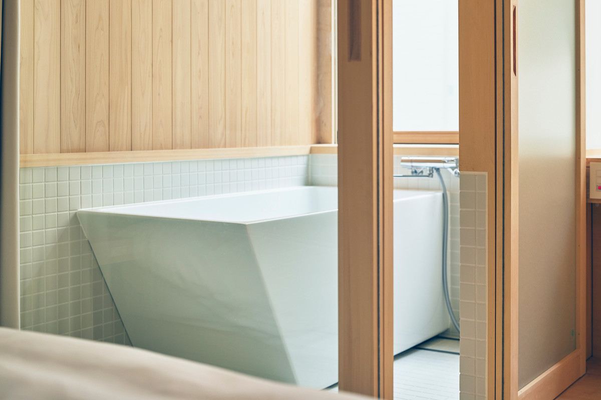 メゾネットルーム・浴室