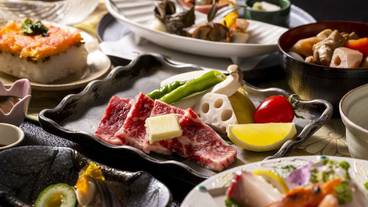 食事・飲み物 / 8