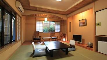 箱根湯本温泉 湯さか荘（ハコネユモトオンセン ユサカソウ） / 2