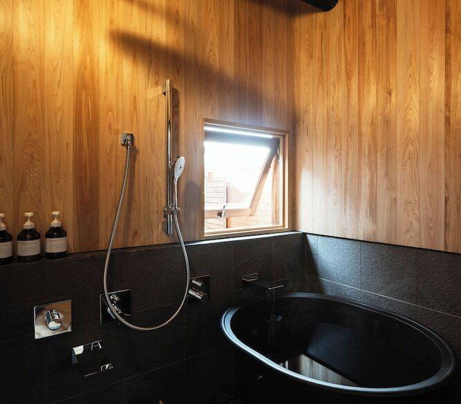 「煙」のバスルーム / 3