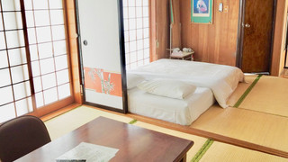 日本間 (ダブルベッド1台、布団1組)