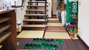 施設の入り口 / 7