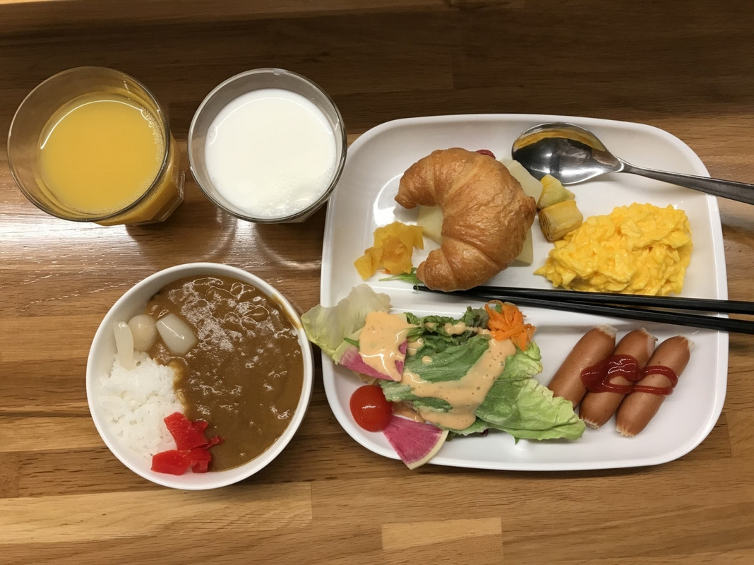 朝食