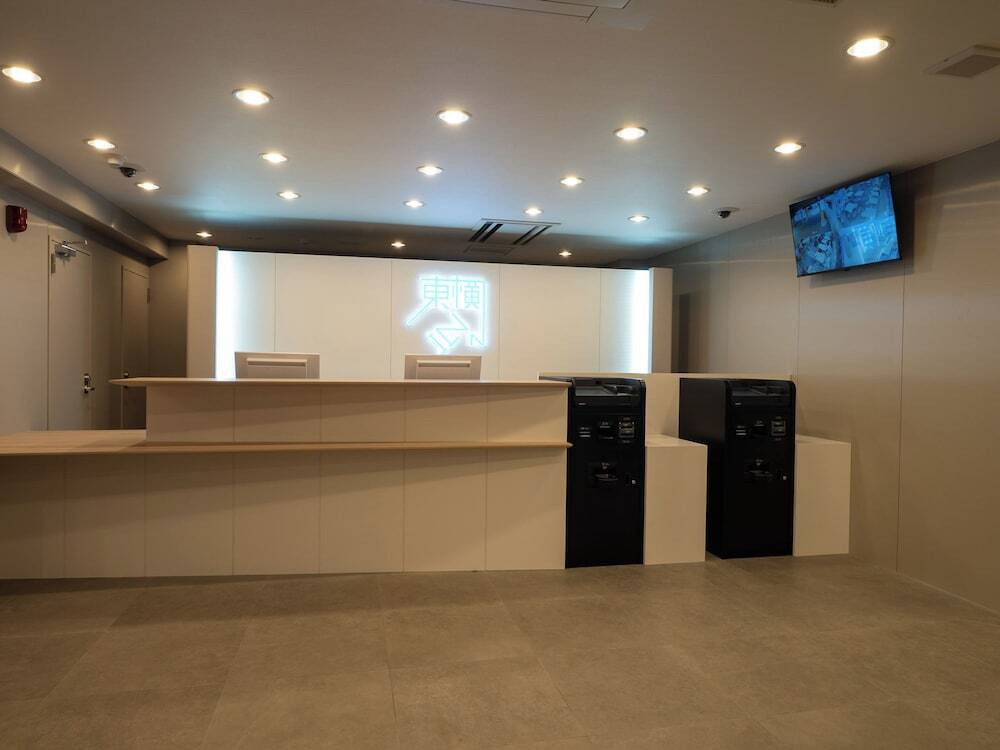 フロント