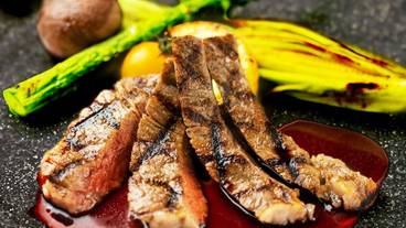 食事・飲み物 / 8