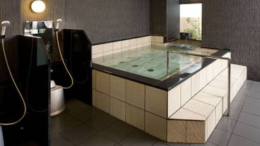 屋内スパ浴槽 / 1