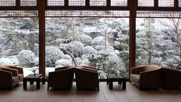 ロビー応接スペース / 3