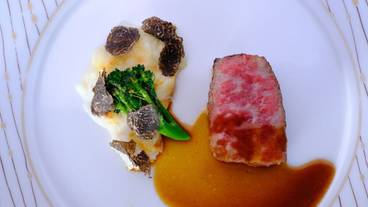 食事・飲み物 / 1