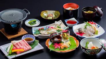 食事・飲み物 / 13