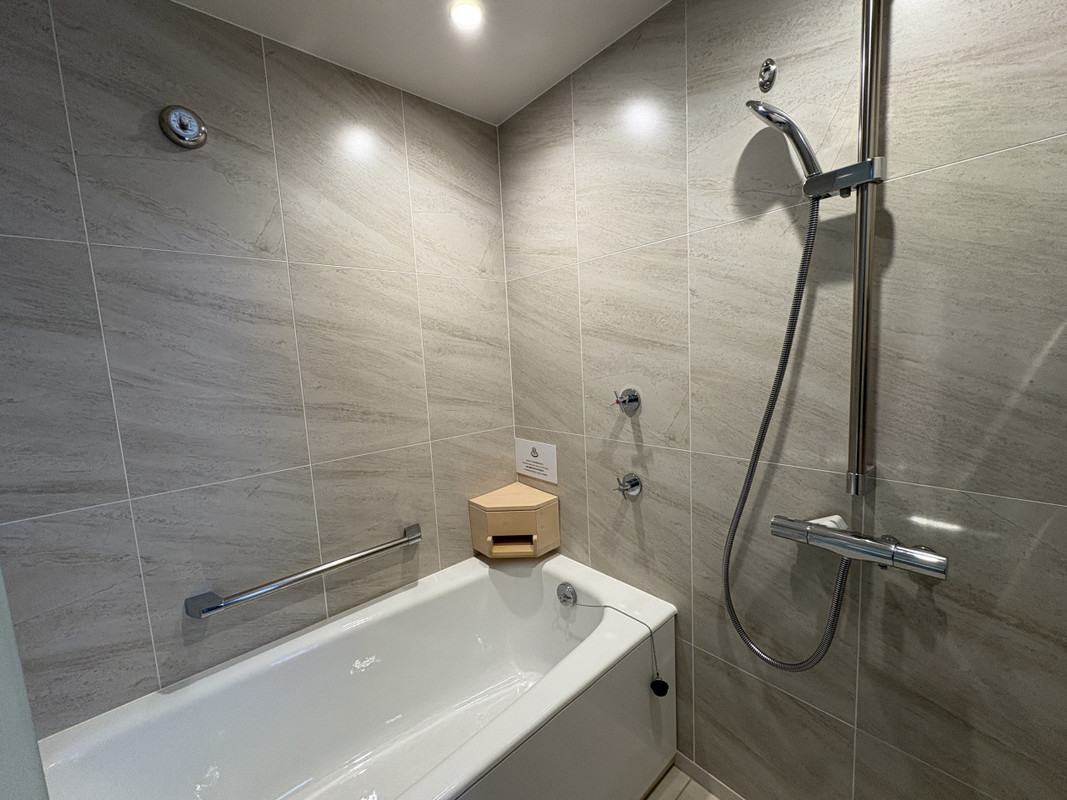 安い方のお部屋のお風呂・温泉