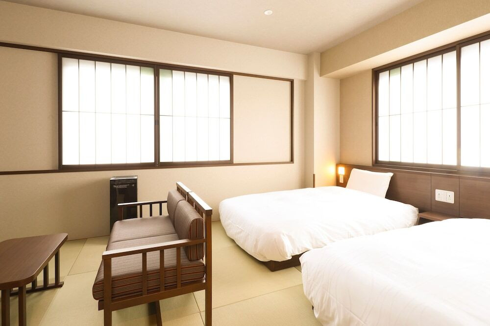 デラックストリプル①