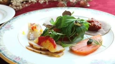 食事・飲み物 / 3