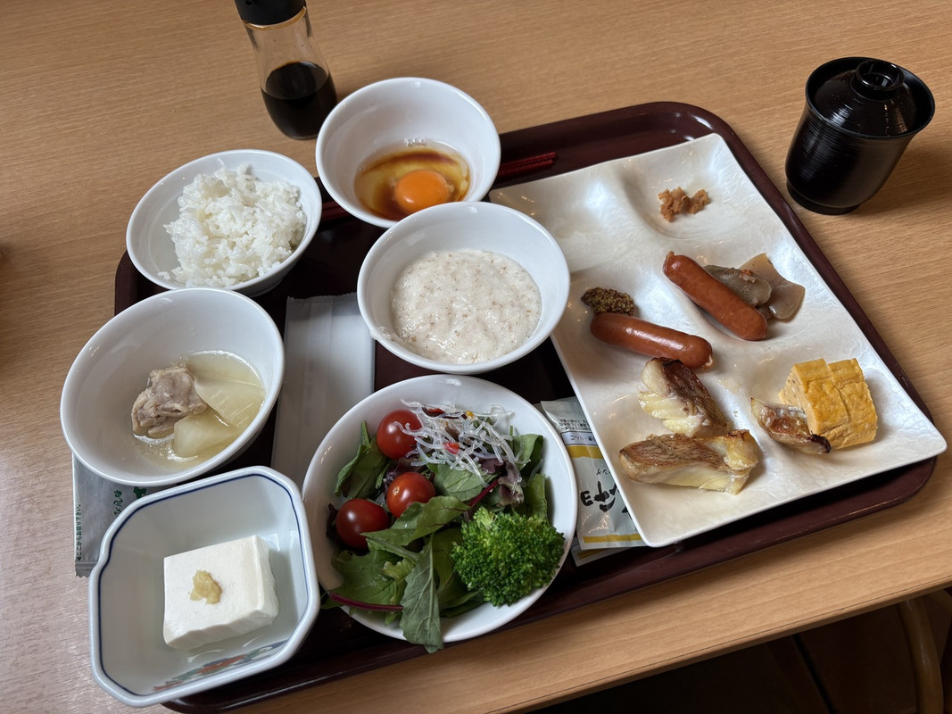 素朴な朝食バイキング