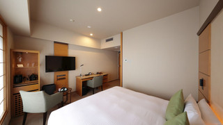 スーペリアダブル 禁煙 (184cmベッド)