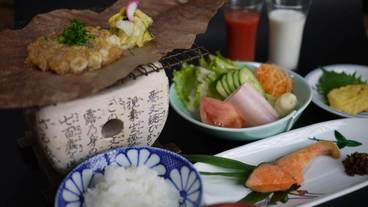 食事・飲み物 / 1