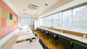 朝食スペース / 10