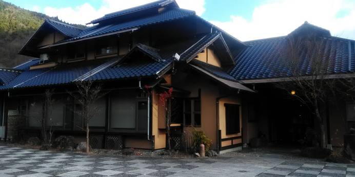 湯平温泉 奥ゆのひら 花灯り（大分県 旅館） / 1