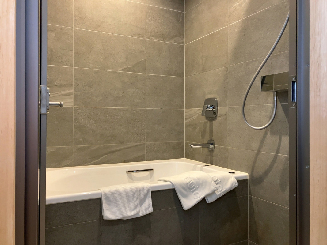 洗い場付きのバスルーム