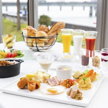 6. 大淀川の流れに心癒される…観光に便利な「宮崎観光ホテル」4758005