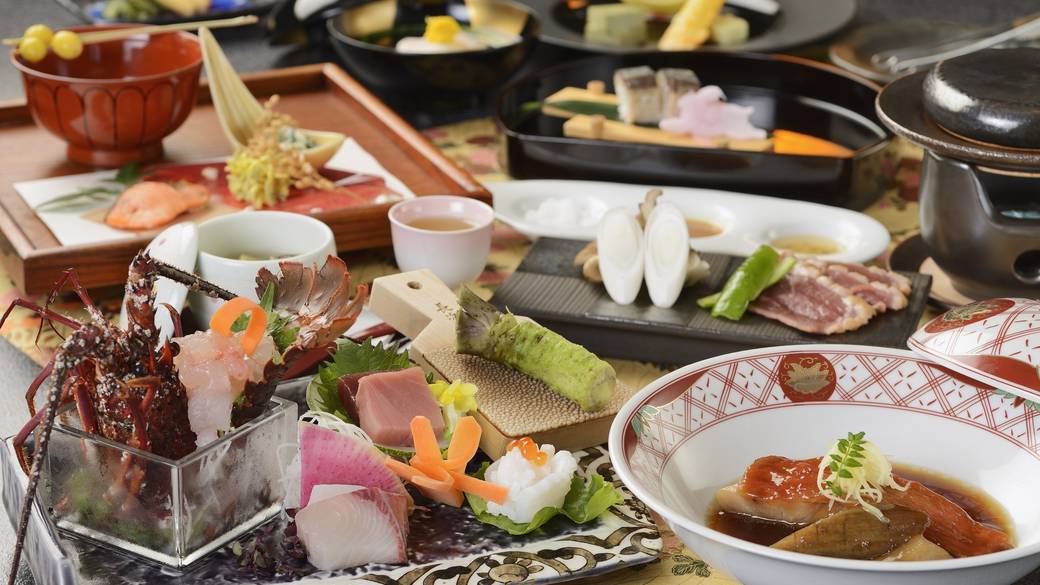 金目鯛付き
和会席膳で伊豆の宴 / 1