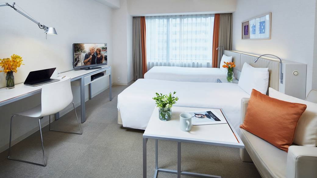 スタジオツイン / 1