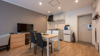 デラックス ツインルーム (23時以降のチェックインはできませんのでご注意ください)