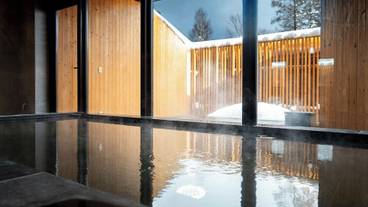 屋内スパ浴槽 / 1