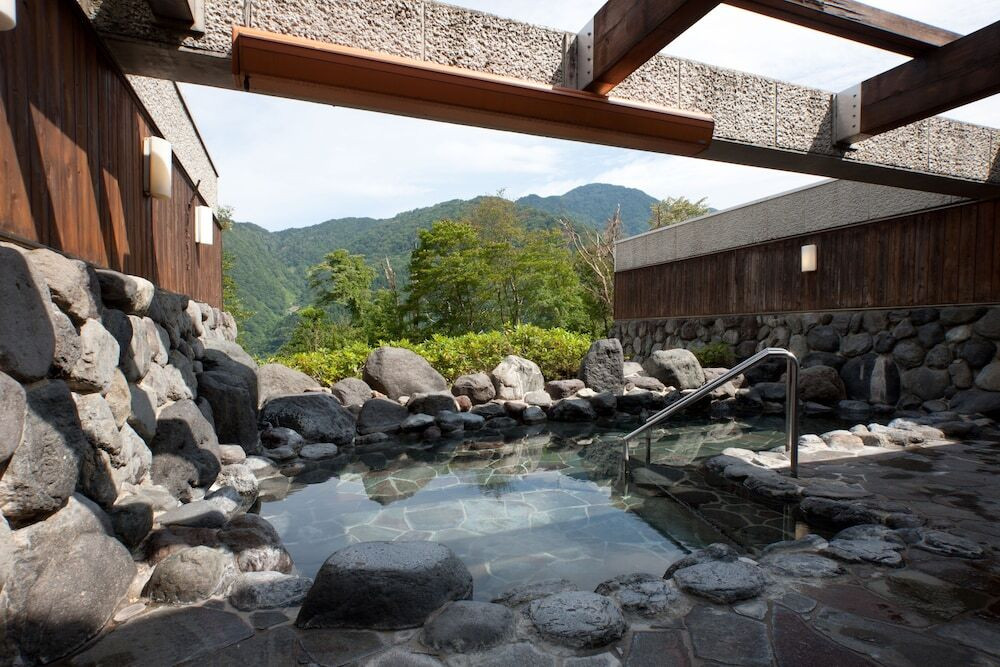 地元の味を季節の特選会席で堪能する3353966