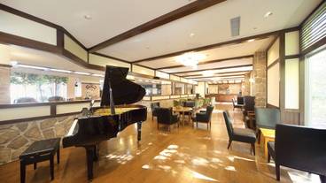 ロビーラウンジ / 5