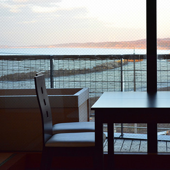 浜辺をお散歩して、福井名物を味わって♪4254262