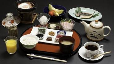 食事・飲み物 / 4