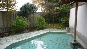 施設内の設備 / 1