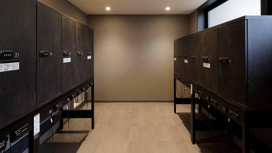 バゲッジスペース・ロッカー / 1