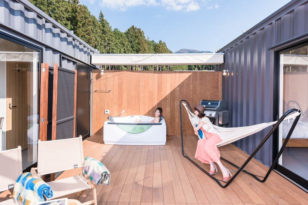 ジェットバスやハンモックで思い思いの時間を…3906152