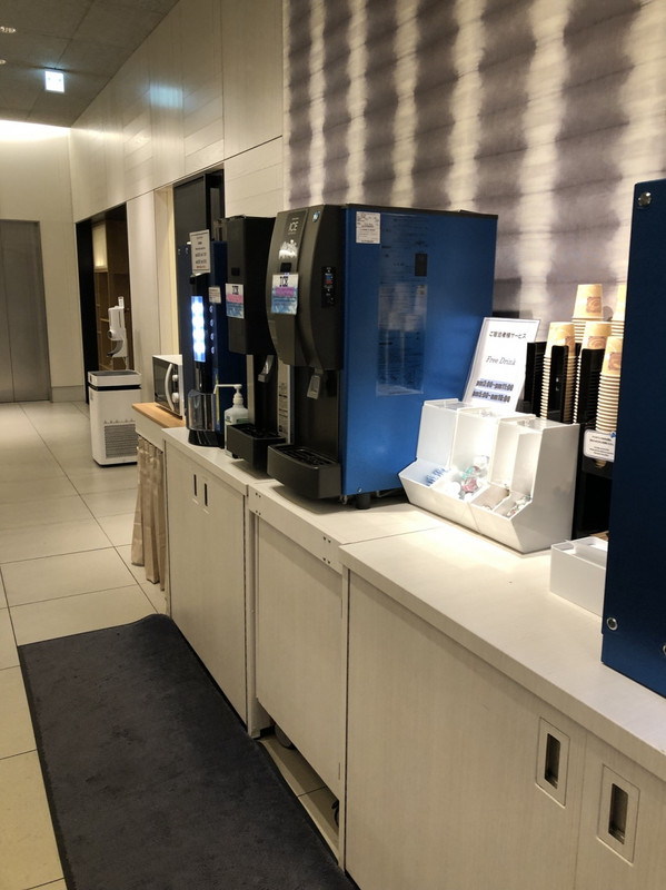 一階のウェルカムコーヒーコーナー