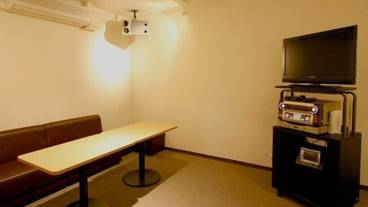 カラオケ ルーム / 7