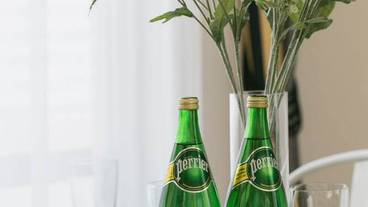 客室内のダイニングエリア / 23