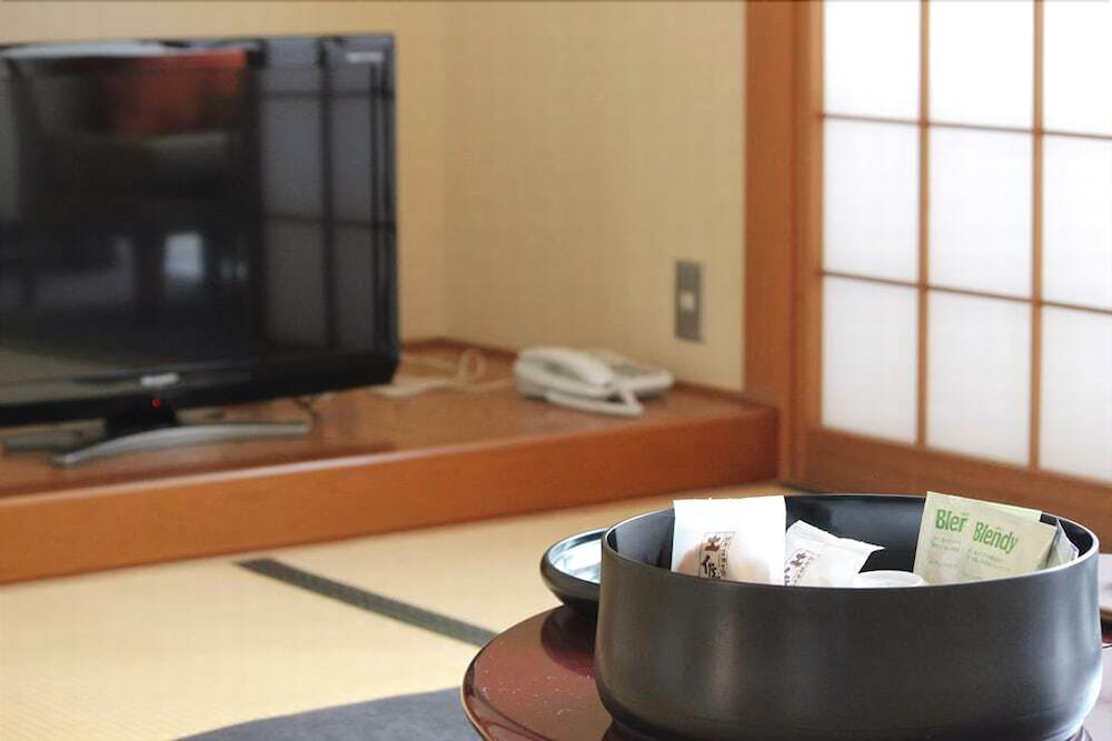 客室内のダイニングエリア